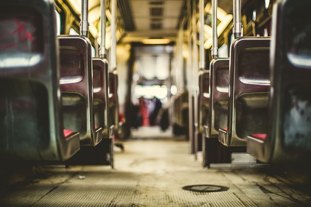 sedačky autobusu